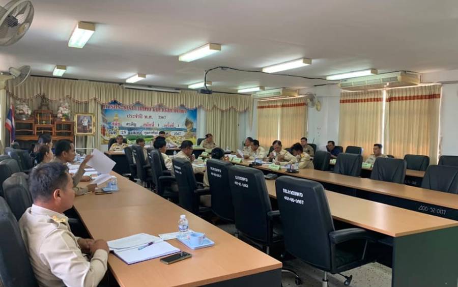 ประชุมสภา สมัยสามัญ สมัยที่ 1 ประจำปี พ.ศ. 2567 ครั้งที่ 1/2567 ณ ห้องประชุมสภาเทศบาลตำบลหาดแพง ชั้น 2